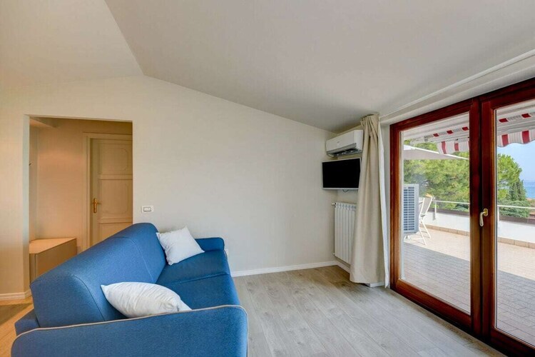 Appartement rénové face au lac, balcon à Gardone Riviera - Photo 44