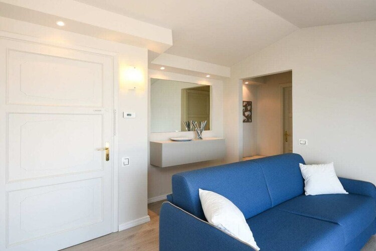 Appartement rénové face au lac, balcon à Gardone Riviera - Photo 48