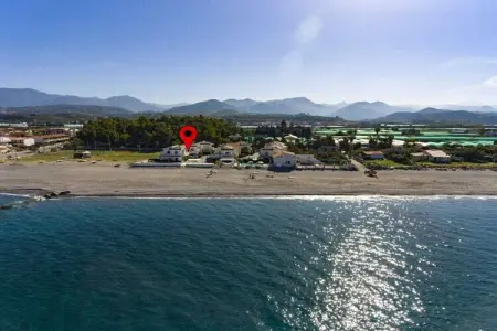 Maison vue mer à 30 m de la plage, Terme Vigliatore