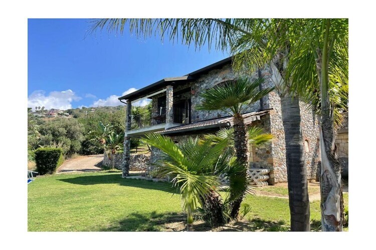 Villa Pietra : maison en pierre avec vue mer à Coccorino - Photo 2