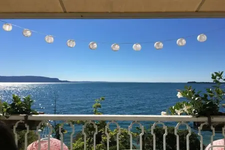 Villa Magnolia Lago : 3 chambres, plage privée sur le lac de Garde