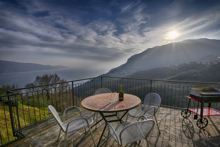 Villa Margherita à Tignale : vue panoramique lac de Garde - Photo 5