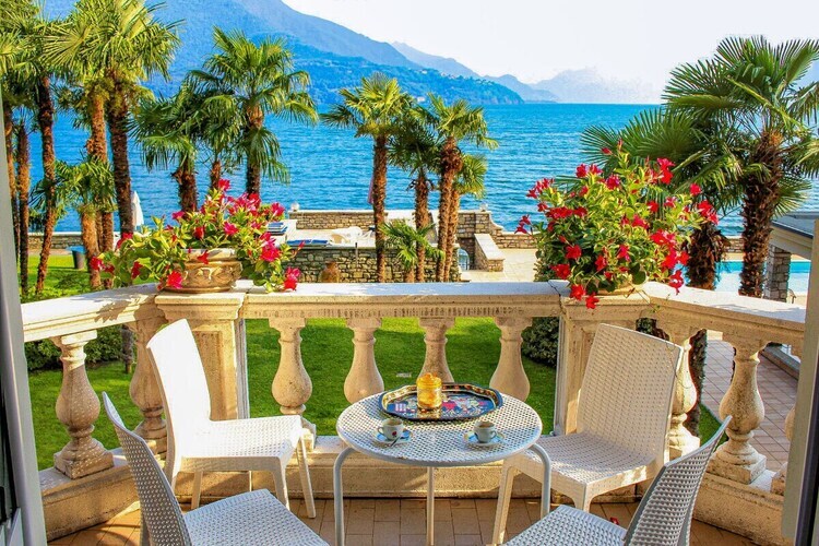 Palazzina Giardino Lago - Maison historique avec piscine - Photo 3