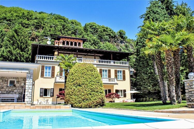Palazzina Giardino Lago - Maison historique avec piscine - Photo 7