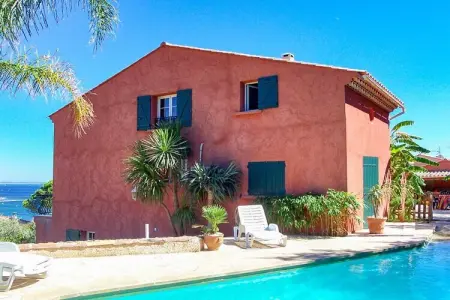 Location villa à Carqueiranne, Villa à Carqueiranne avec piscine