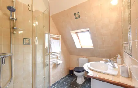 Maison normande à colombages, bain nordique et salle de sport : photo 7
