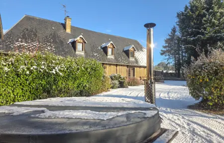 Maison normande à colombages, bain nordique et salle de sport : photo 12