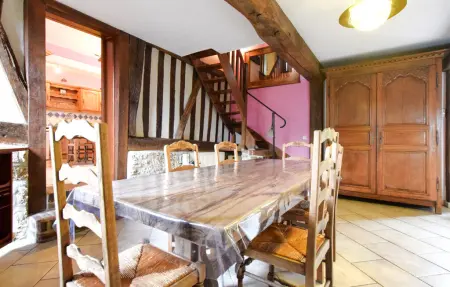 Maison normande à colombages, bain nordique et salle de sport : photo 19