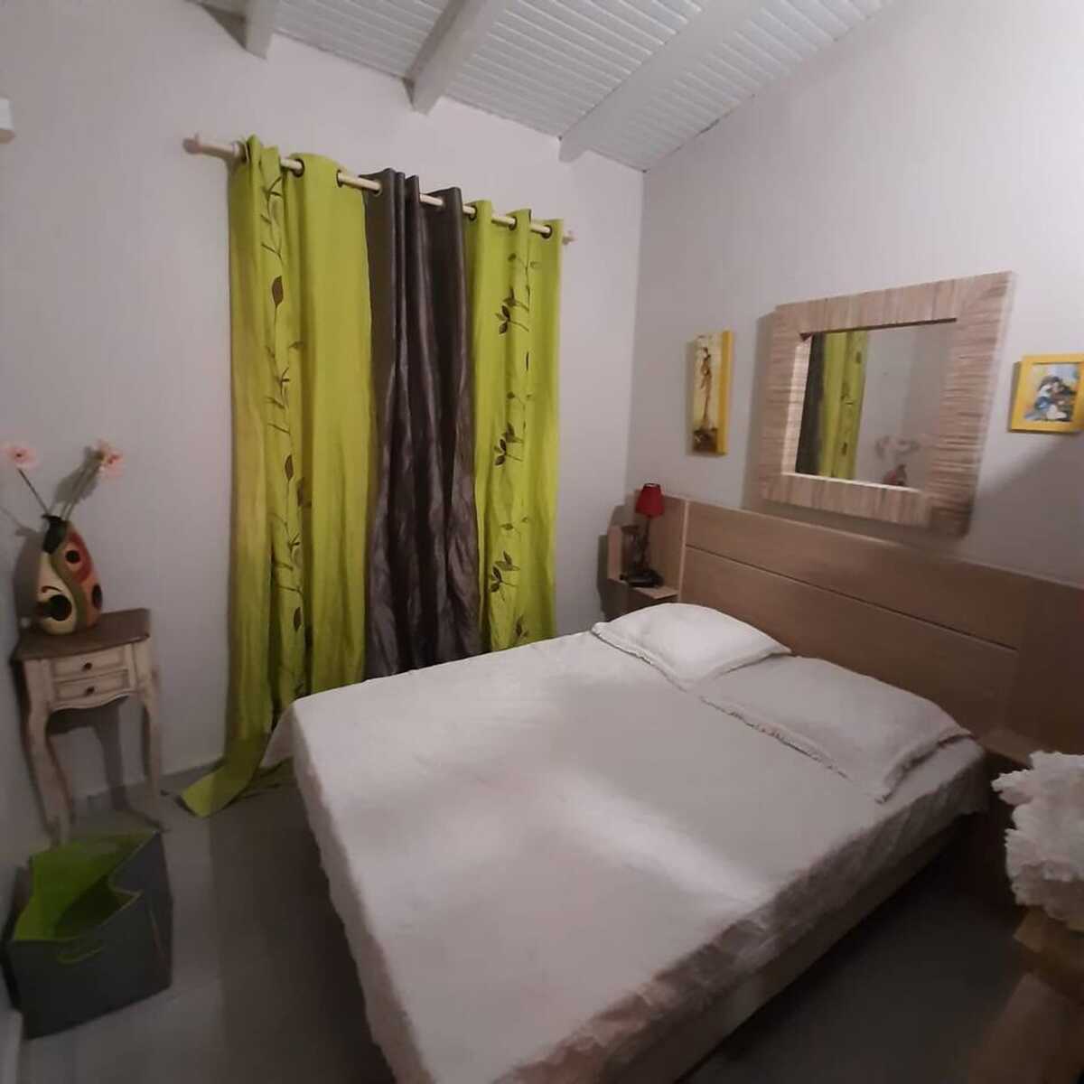 Studio 40 m² avec jardin clos et parking au Moule - Photo 6