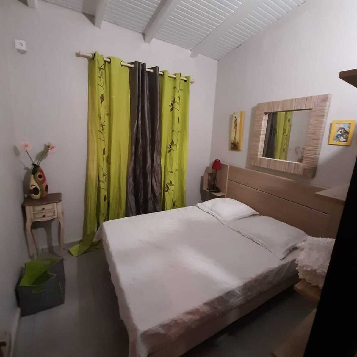 Studio 40 m² avec jardin clos et parking au Moule - Photo 14