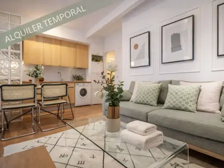 Appartement 3 pièces Gran Via VI à Madrid pour 6 : photo 2