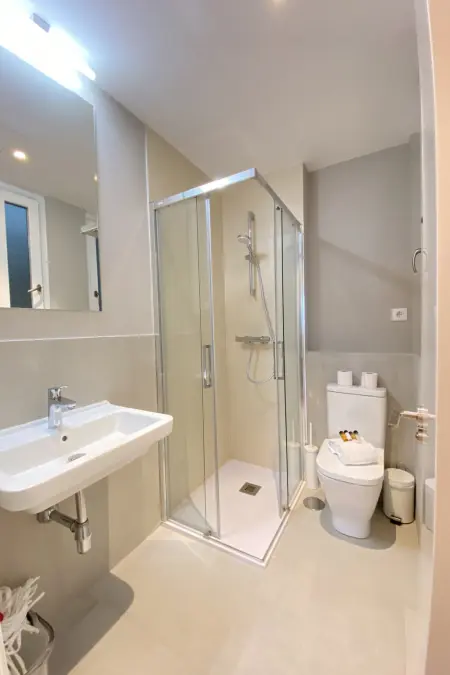 Appartement 2 pièces Madrid - Idéal 4 adultes : photo 9