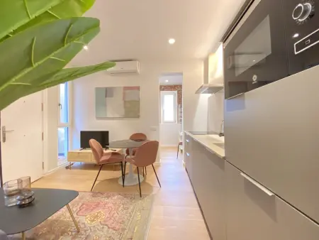 Appartement 2 pièces Madrid - Idéal 4 adultes : photo 16