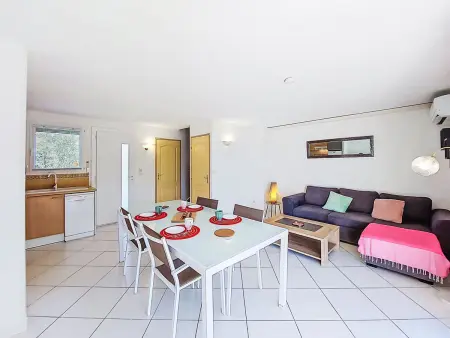 Maison 2 chambres avec terrasse à Saint Pierre La Mer : photo 8