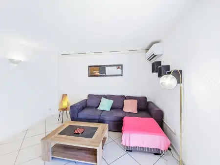 Maison 2 chambres avec terrasse à Saint Pierre La Mer : photo 9