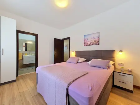 Maison Mara à Trogir : piscine et terrain de 3000 m² : photo 16