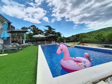 Maison Mara à Trogir : piscine et terrain de 3000 m² : photo 39