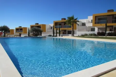 Casa Angelo à Albufeira : maison 5 pers, 3 piscines : photo 1
