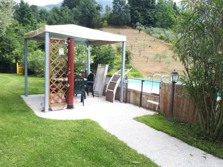 Rustico rénové à Camaiore avec piscine privée : photo 10
