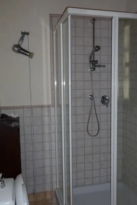 Rustico rénové à Camaiore avec piscine privée : photo 17