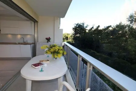 Location maison à Antibes, Appartement de vacances avec 1 chambre