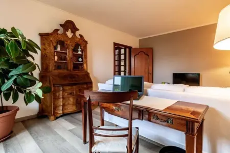 Maison de vacances à Casciago, 2 chambres et balcons : photo 8