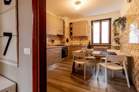 Maison de vacances à Casciago, 2 chambres et balcons : photo 13