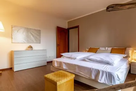 Maison de vacances à Casciago, 2 chambres et balcons : photo 22