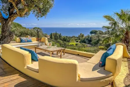 Villa 170 m² avec piscine et vue mer aux Issambres : photo 2