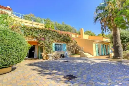 Villa 170 m² avec piscine et vue mer aux Issambres : photo 4