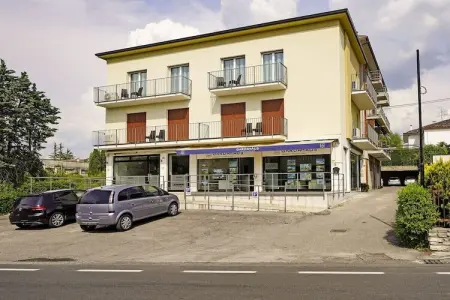 Maison avec balcon vue lac à Lazise : photo 4