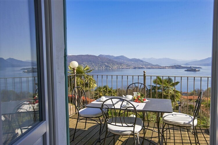 Appartement Art Nouveau avec vue lac et piscine à Baveno - Photo 3