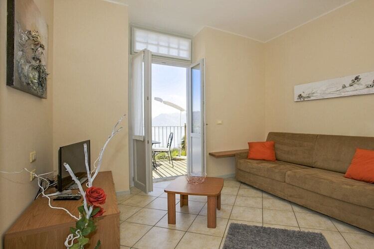 Appartement Art Nouveau avec vue lac et piscine à Baveno - Photo 21