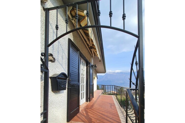 Maison indépendante 4 pers. avec 2 balcons à Tremosine - Photo 7