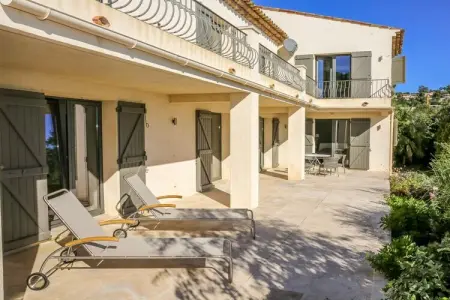 Villa provençale rénovée, piscine chauffée aux Issambres : photo 7