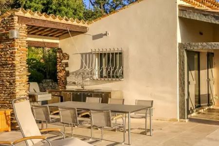 Villa provençale rénovée, piscine chauffée aux Issambres : photo 15