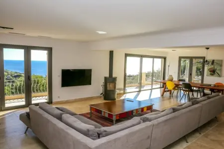 Villa provençale rénovée, piscine chauffée aux Issambres : photo 33