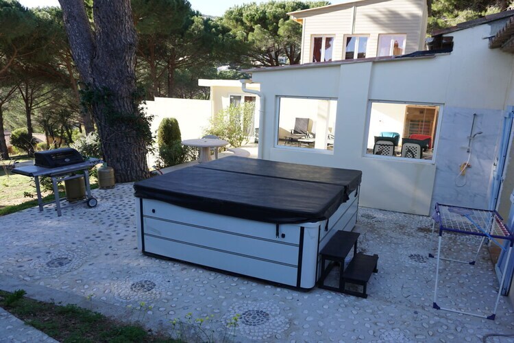 Villa vue mer avec piscine intérieure à Cavalaire - Photo 4