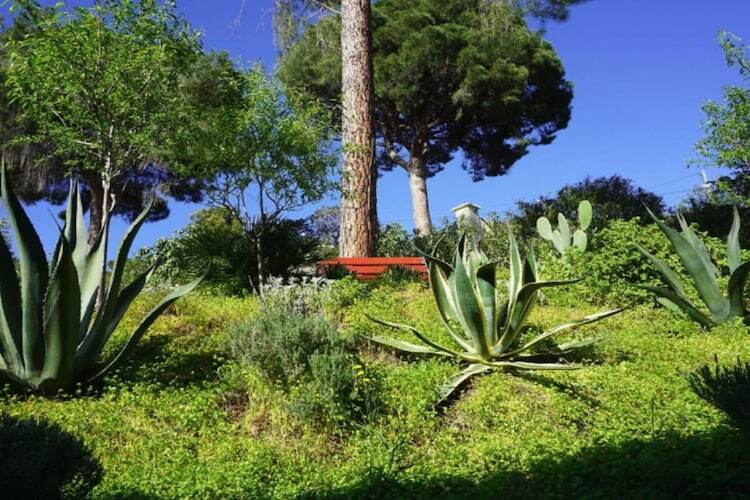 Villa vue mer avec piscine intérieure à Cavalaire - Photo 13