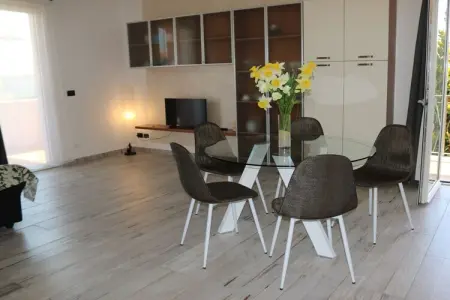 329190, Appartement de vacances à Lazise avec Wi-Fi - Photo 13