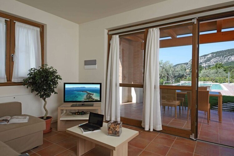 Maison 2 chambres avec piscine et terrasse à Garda - Photo 6