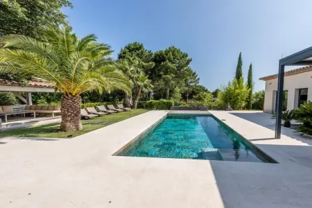 786630, Maison de vacances à Grimaud avec piscine - Photo 2