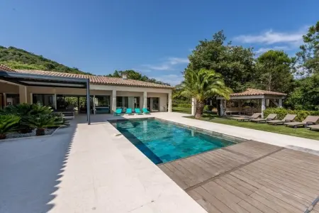 786630, Maison de vacances à Grimaud avec piscine - Photo 6