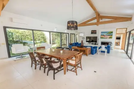 786630, Maison de vacances à Grimaud avec piscine - Photo 17