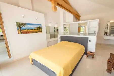 786630, Maison de vacances à Grimaud avec piscine - Photo 31