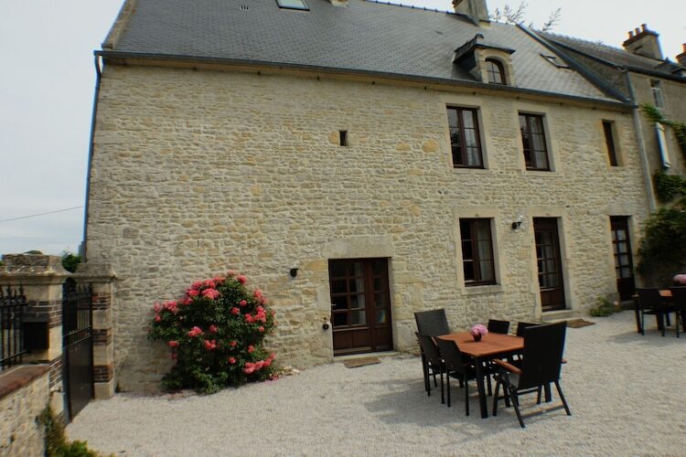Maison en pierre du XVIIIe siècle à Ste. Honorine des Pertes - Photo 2