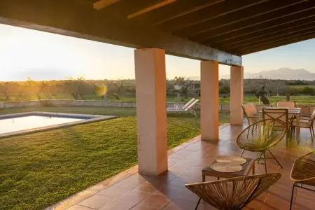 Villa Vernisa à Santa Margalida : piscine et jardin de 12 800 m² : photo 5