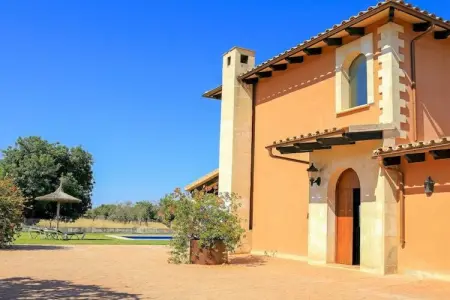 Villa Vernisa à Santa Margalida : piscine et jardin de 12 800 m² : photo 6