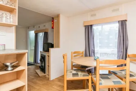 Mobil-home 4 pers. au cœur du lac de Mol : photo 8