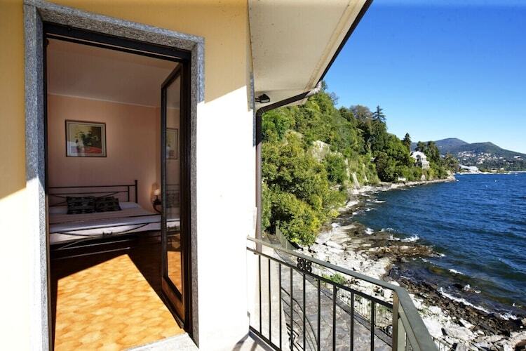 Villa Camelia à Pallanza, vue lac directe et jardin terrasses - Photo 24